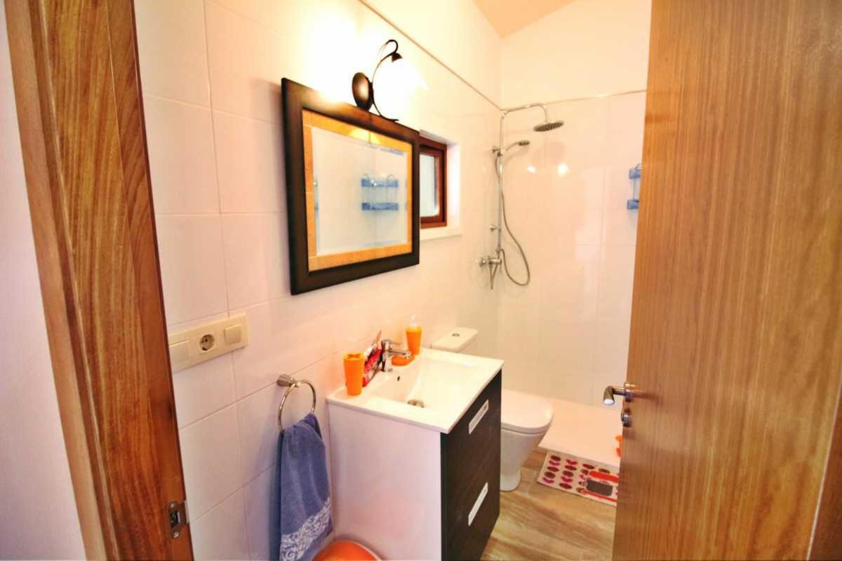 Vila Casa As Marismas Entre Razo Y Baldayo Lema Exteriér fotografie